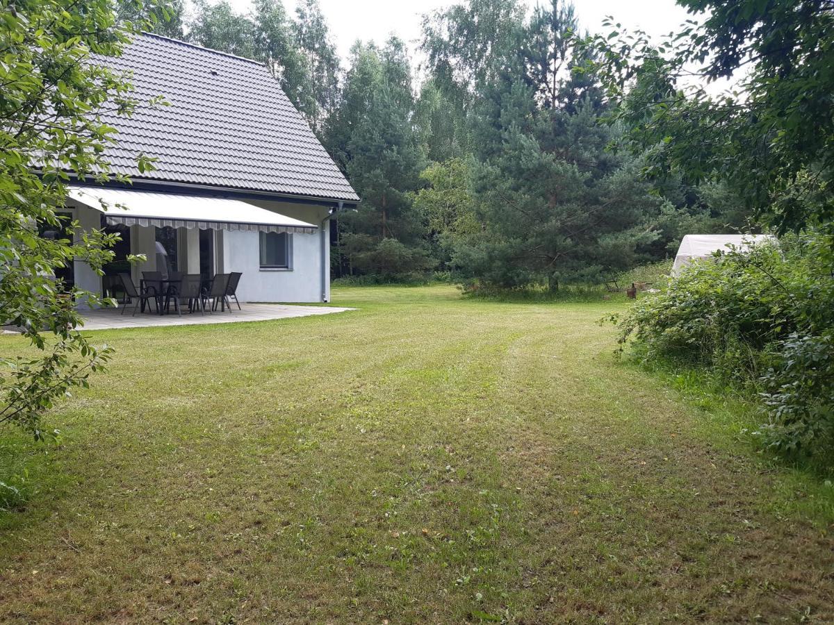 Domek Na Mazurach-Piasutno Экстерьер фото